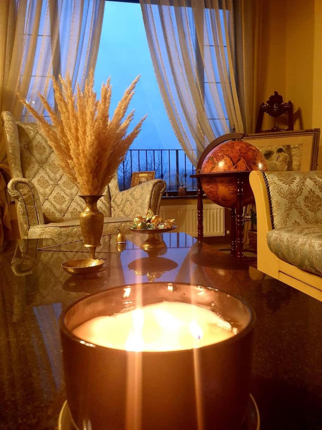 Pensiunea Casa Mircea & Restaurant Ieşelniţa Buitenkant foto