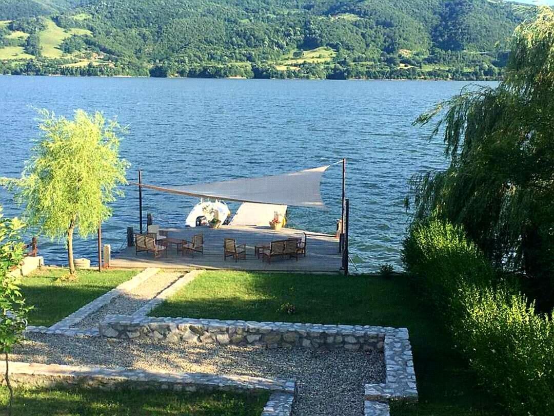 Pensiunea Casa Mircea & Restaurant Ieşelniţa Buitenkant foto
